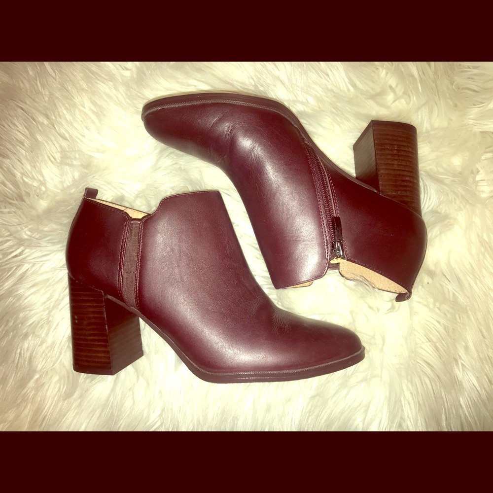 Franco Sarto, size W9.5. Worn once!